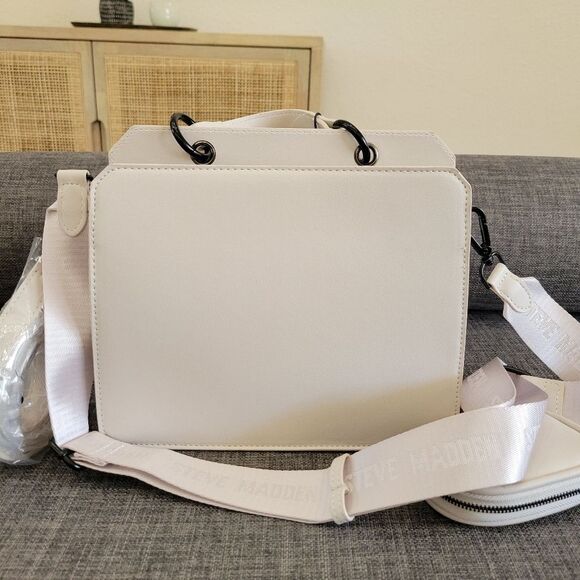 NEW Steve Madden Halloween Bat Bevelyn Handbag - Picture 3 of 6